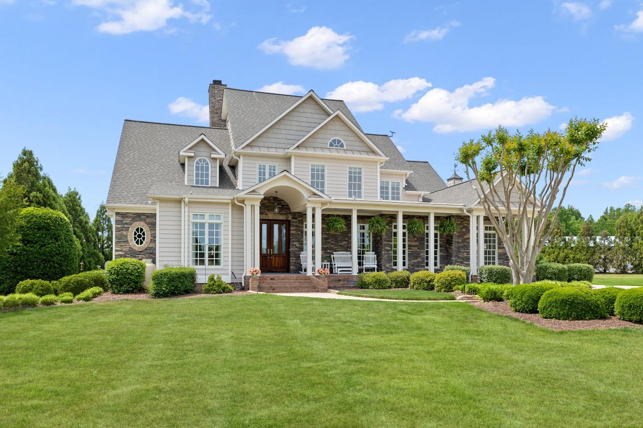 Gated 31.5-Acre Luxury Equestrian Estate With Pond - photo 8