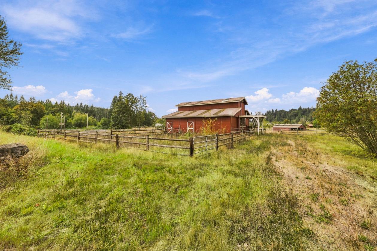 14.69-Acre Horse Property with Barn, Shop & Creek - photo 6