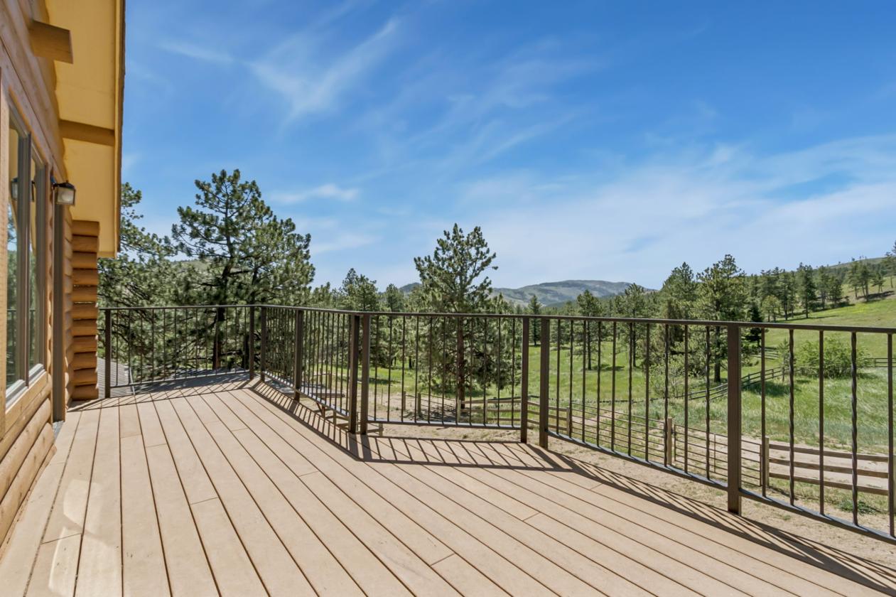 Stunning Mountain Equestrian Legacy Property - photo 21