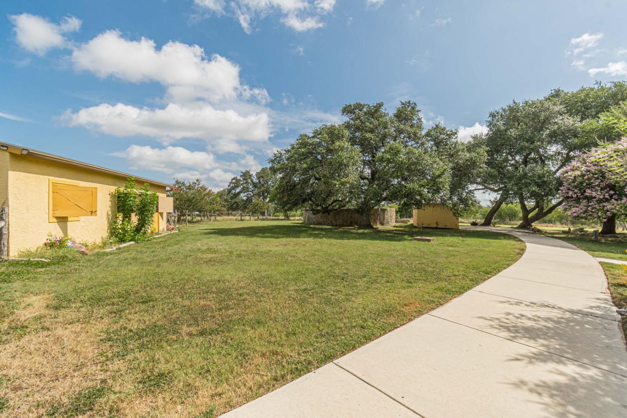 Comal County Equestrian Home - photo 27