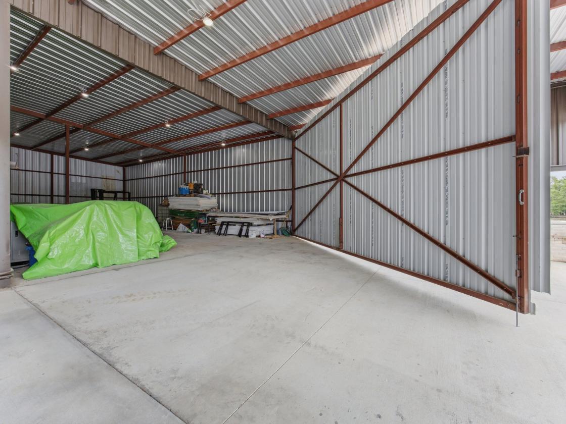 8 Acres on 2 parcels with shop and room for horses - photo 7