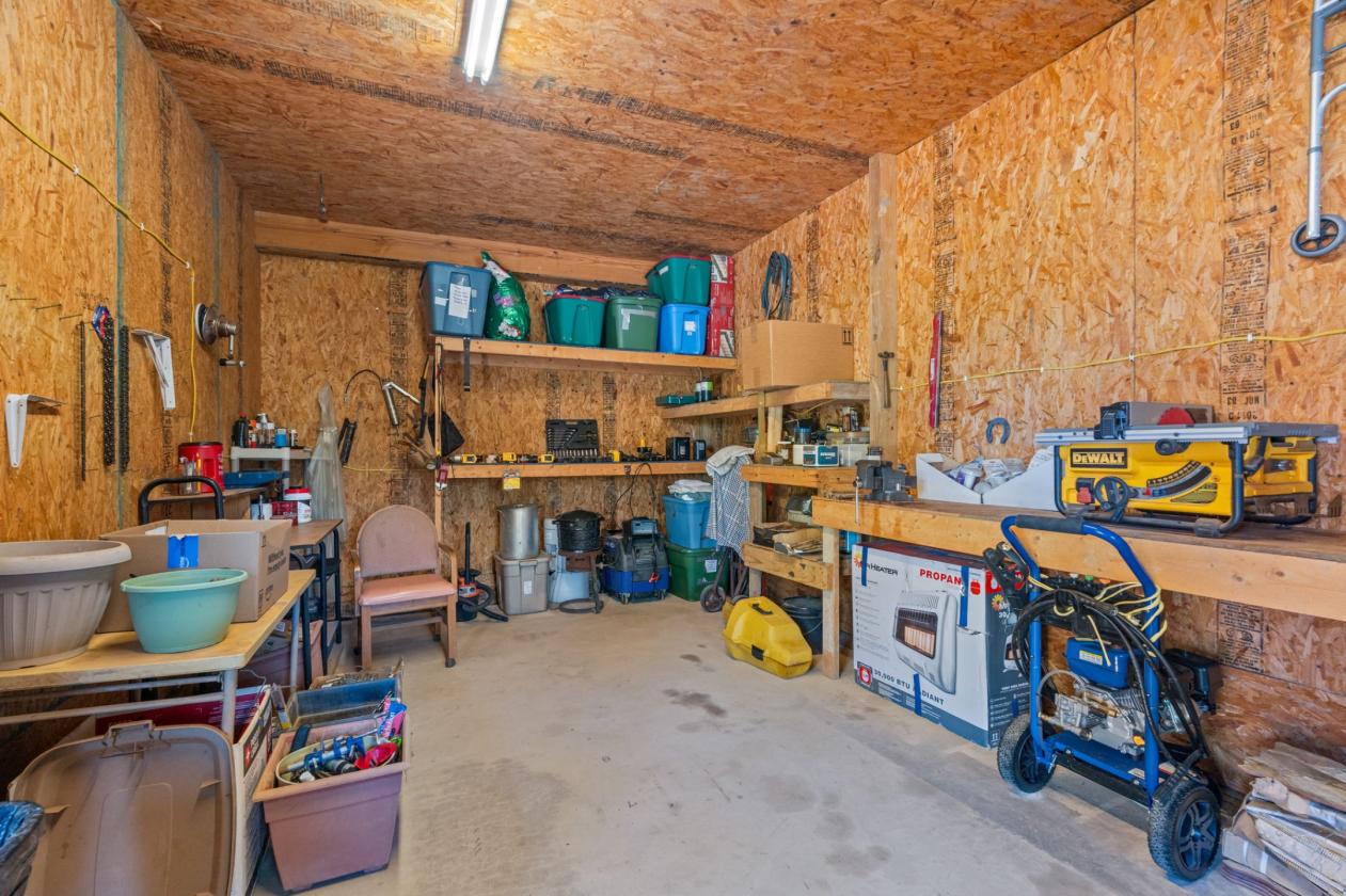 Equestrian Property Bordering National Forest - photo 19