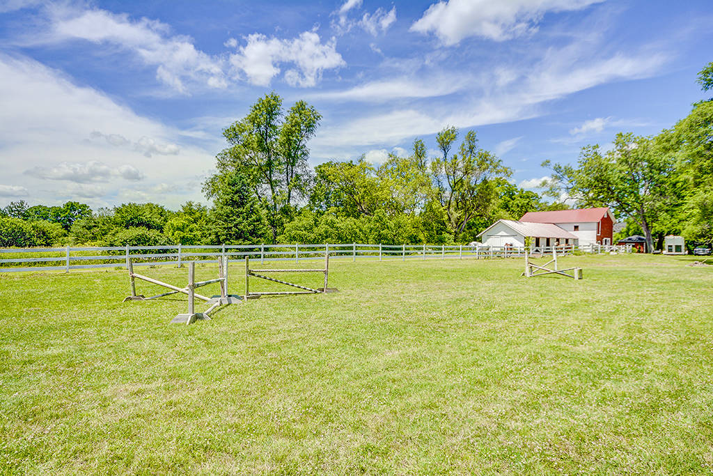 10 Acre Hobby Farm in Howell Howell, Livingston County, Michigan