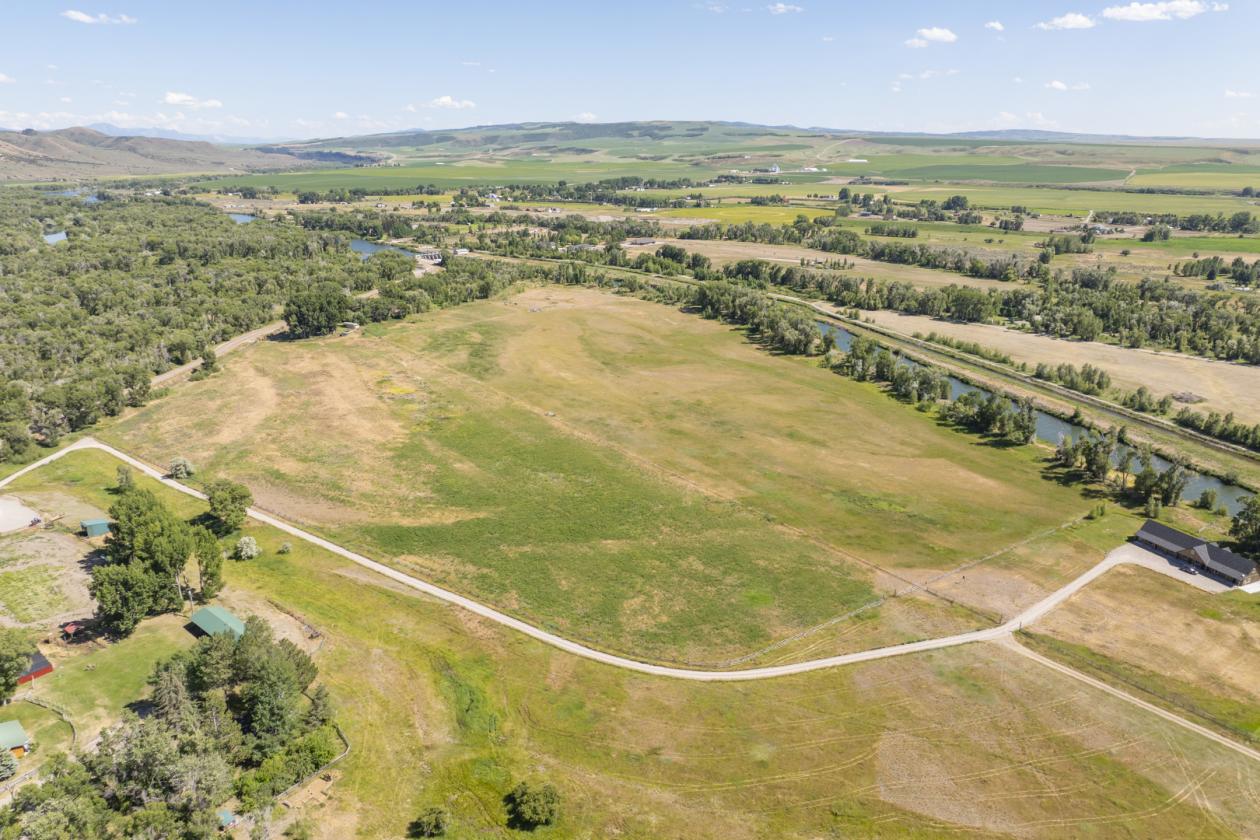 Beautiful Horse Property near the Snake River! - photo 7