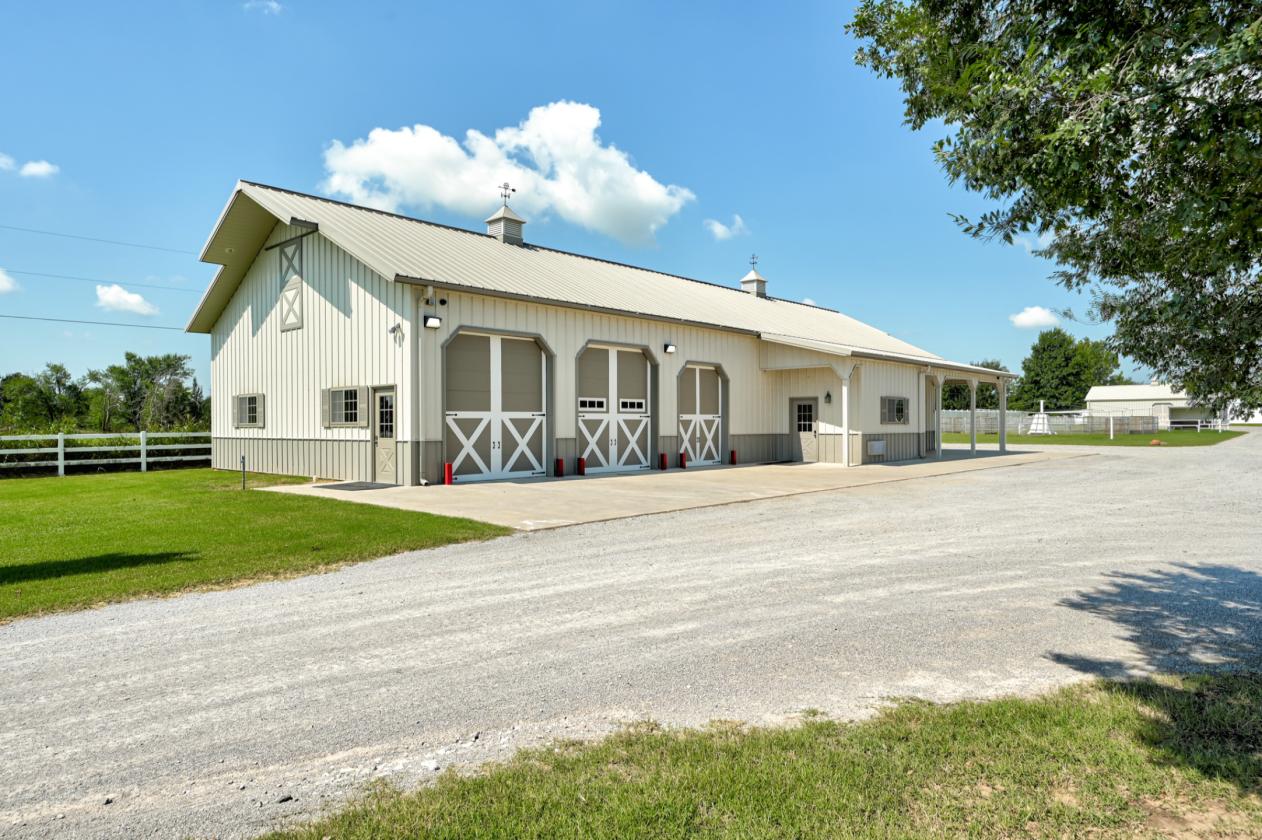 Luxury Horse Property - photo 23