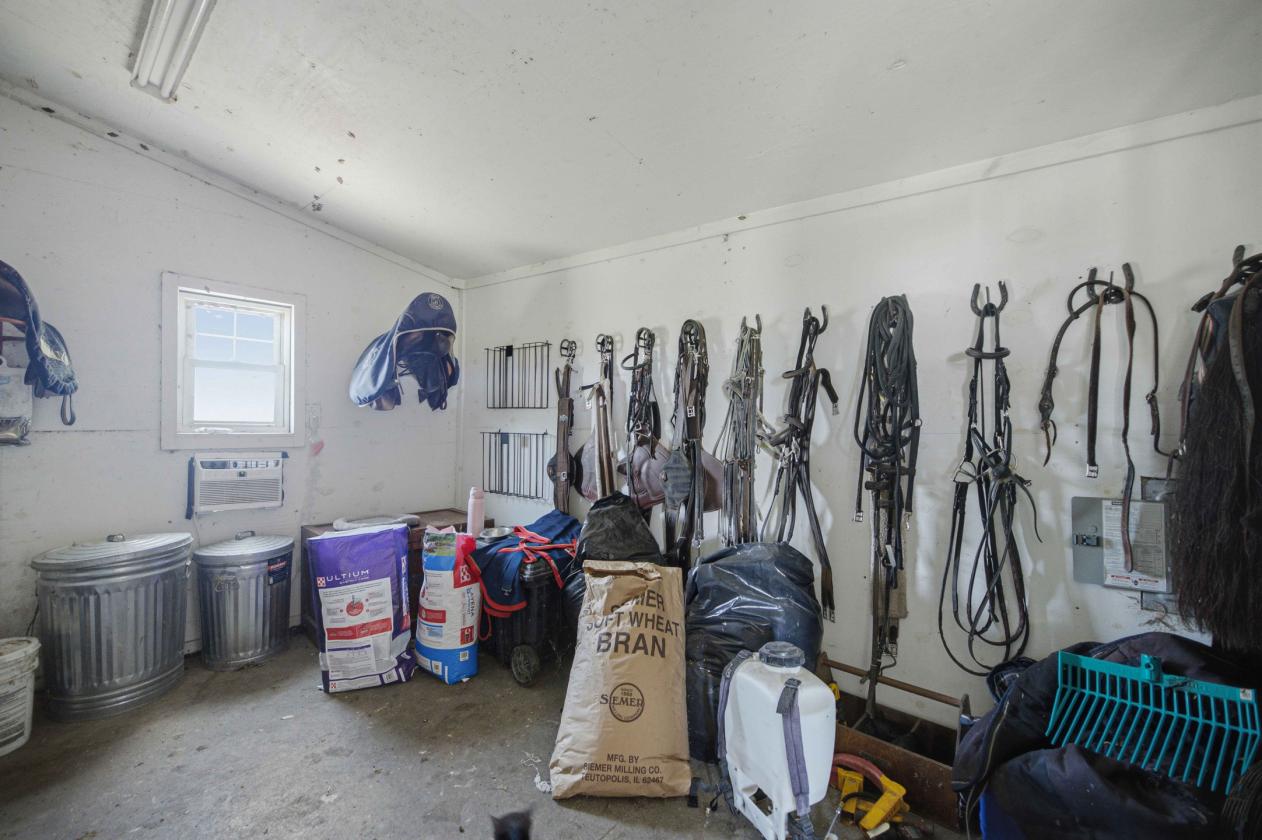 Exceptional 31-Acre Equestrian Property - photo 4