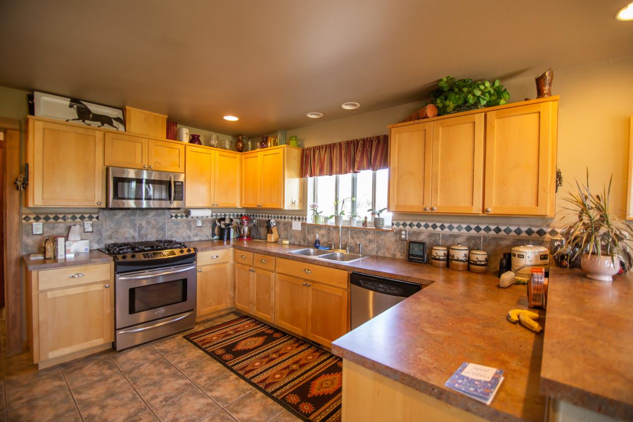 Horse Farm & Equestrian Estate in Bend - photo 28