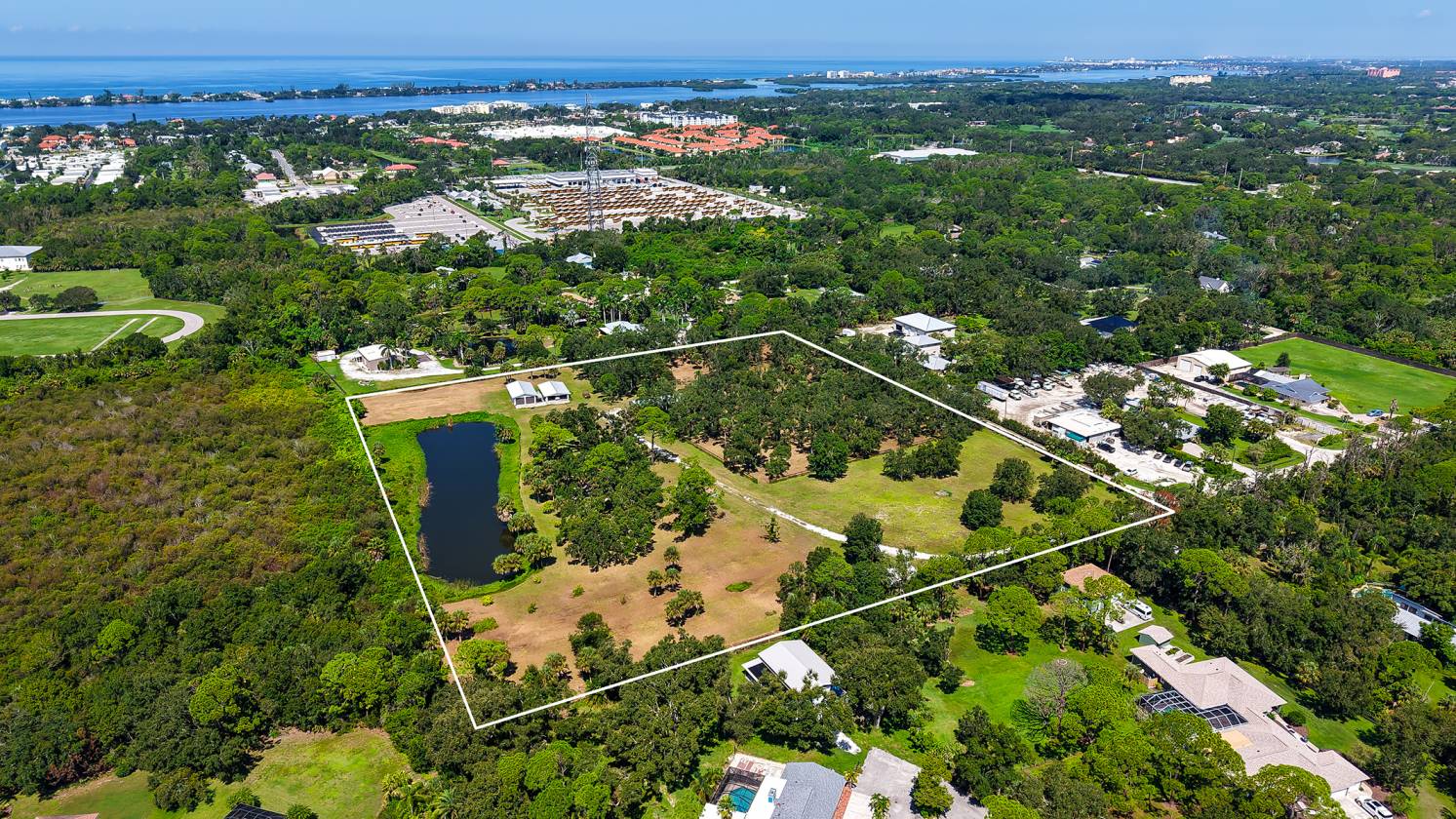 Horse Property for sale.