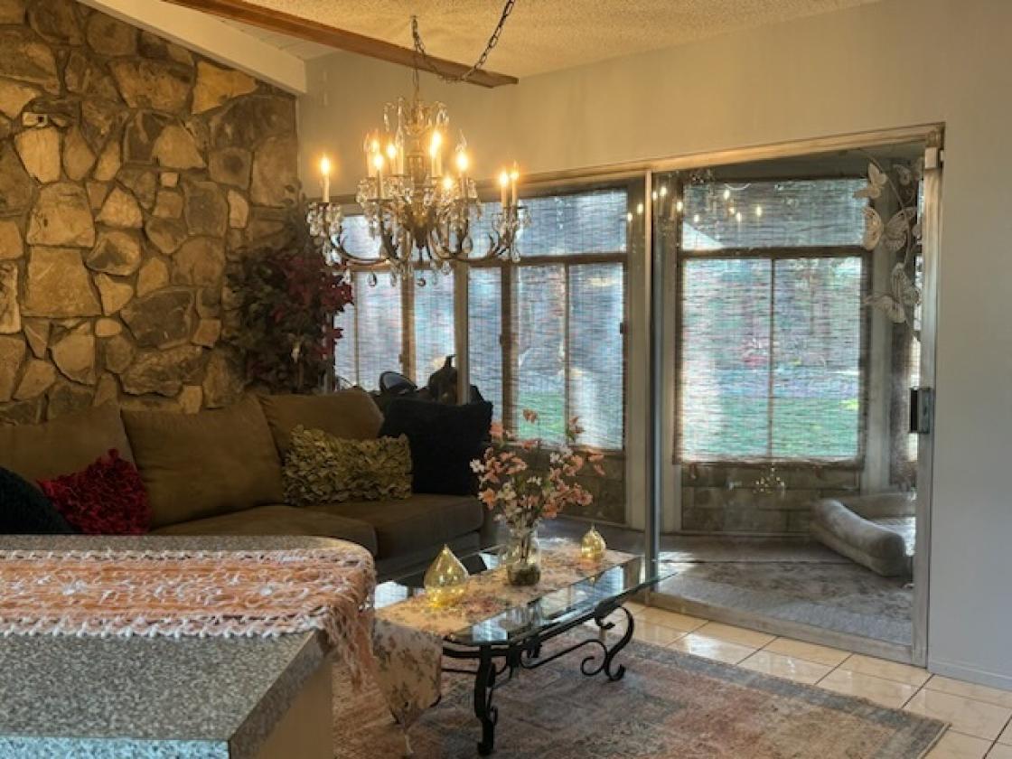 CUSTOM HOME, STABLES+ARENA & RIVER TRAIL ACCESS - photo 11