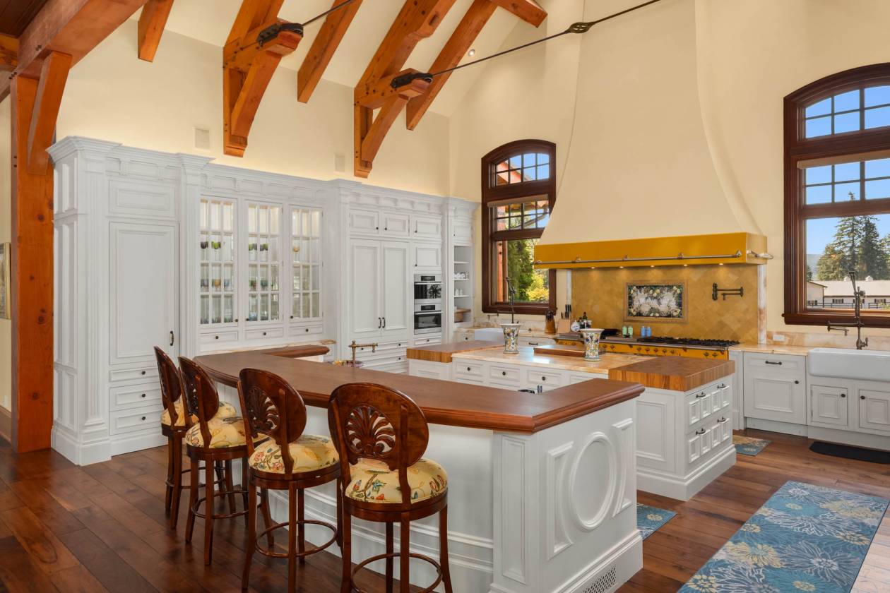 Exclusive Equestrian Estate on 53 Acres - photo 10