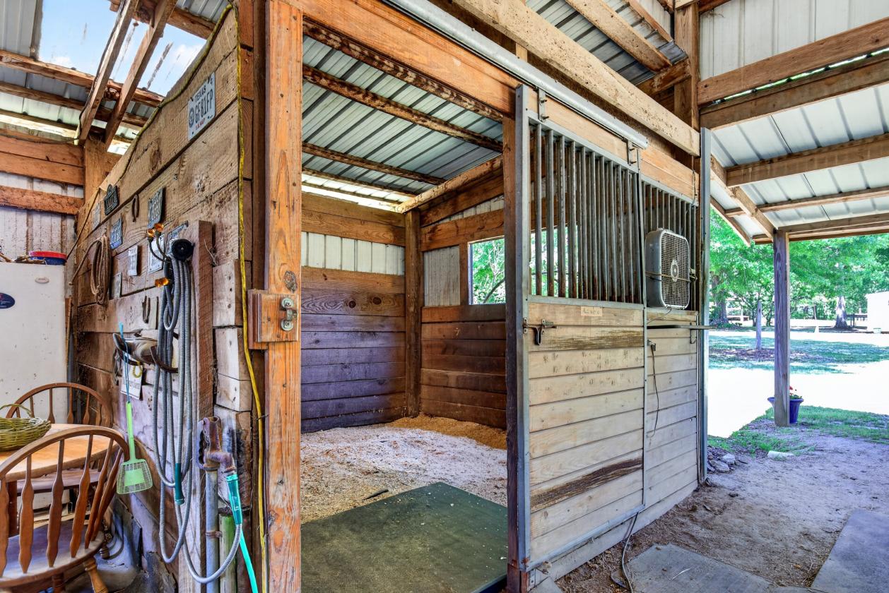 Experience the Ultimate Equestrian Lifestyle - photo 10