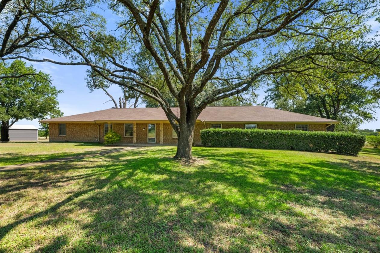 Great Horse Property close to Town! - photo 1