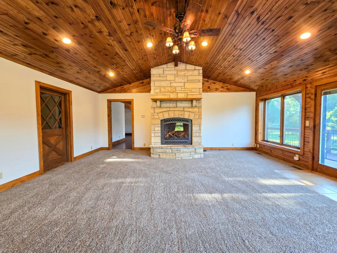 +/-174.7 ac with Log Home, Morton, and Horse Barn - photo 11