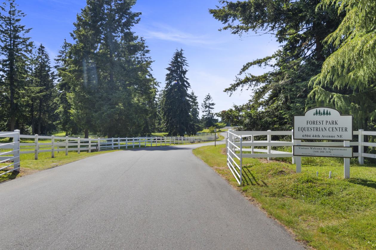 Forest Park Equestrian Center - In City 120 acres - photo 1