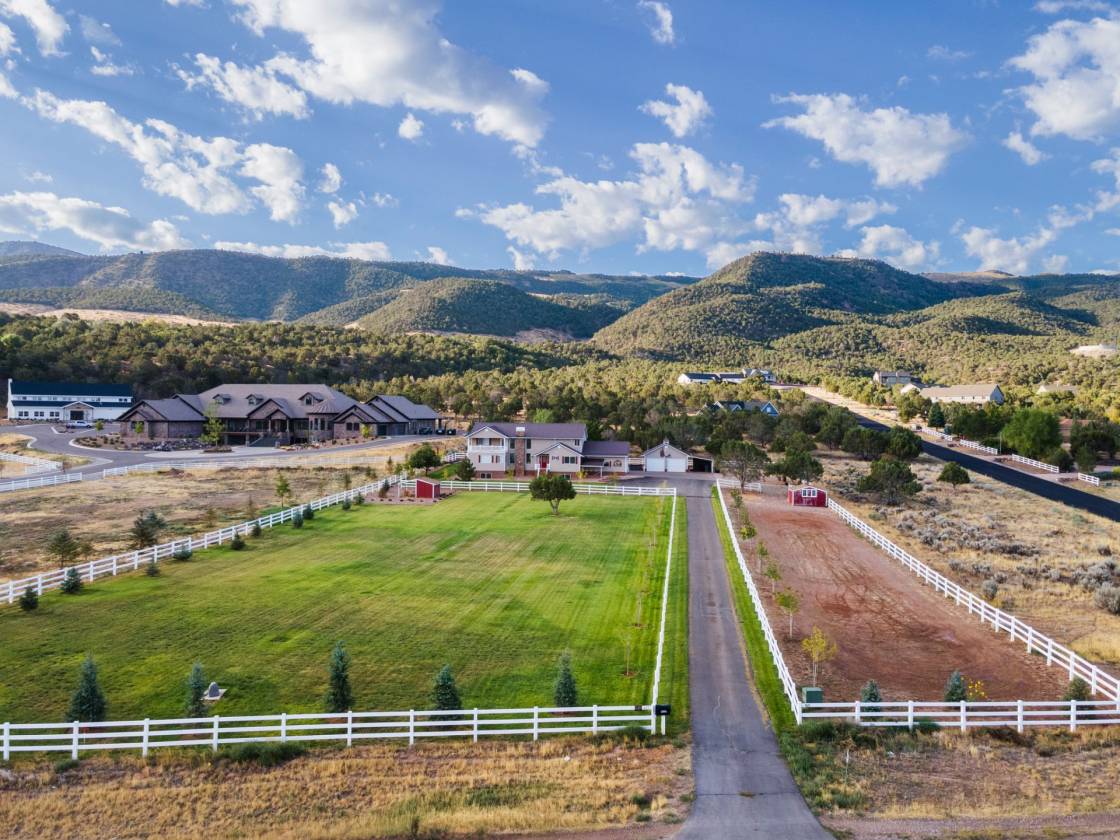 Horse Property for sale.