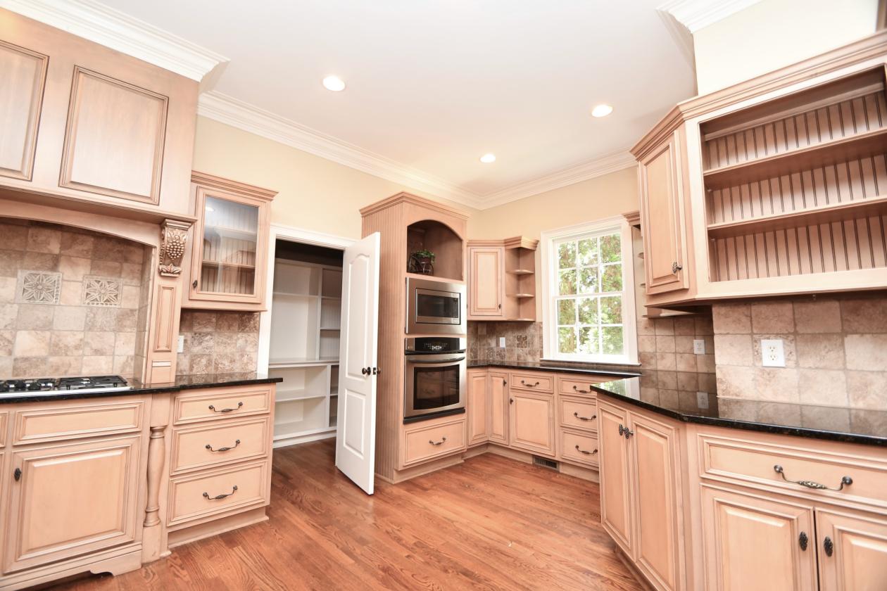 Luxury Home in Equestrian Neighborhood with Arena - photo 27