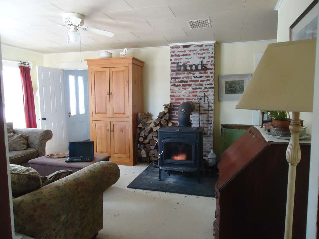 Midcoast Maine, 15 Acre Horse Farm, endless trails, outdoor arena