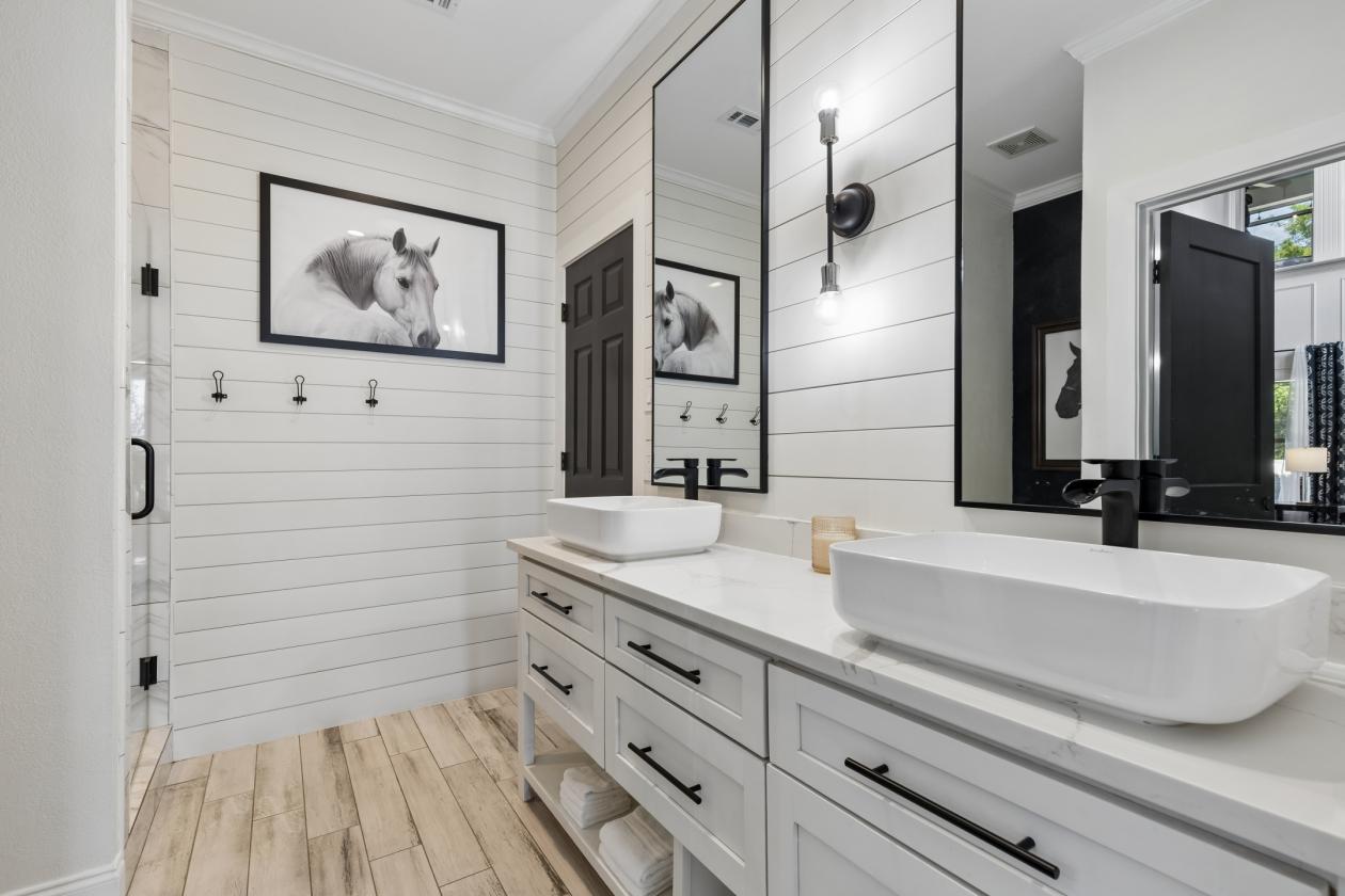 where refined luxury meets relaxed living - photo 28