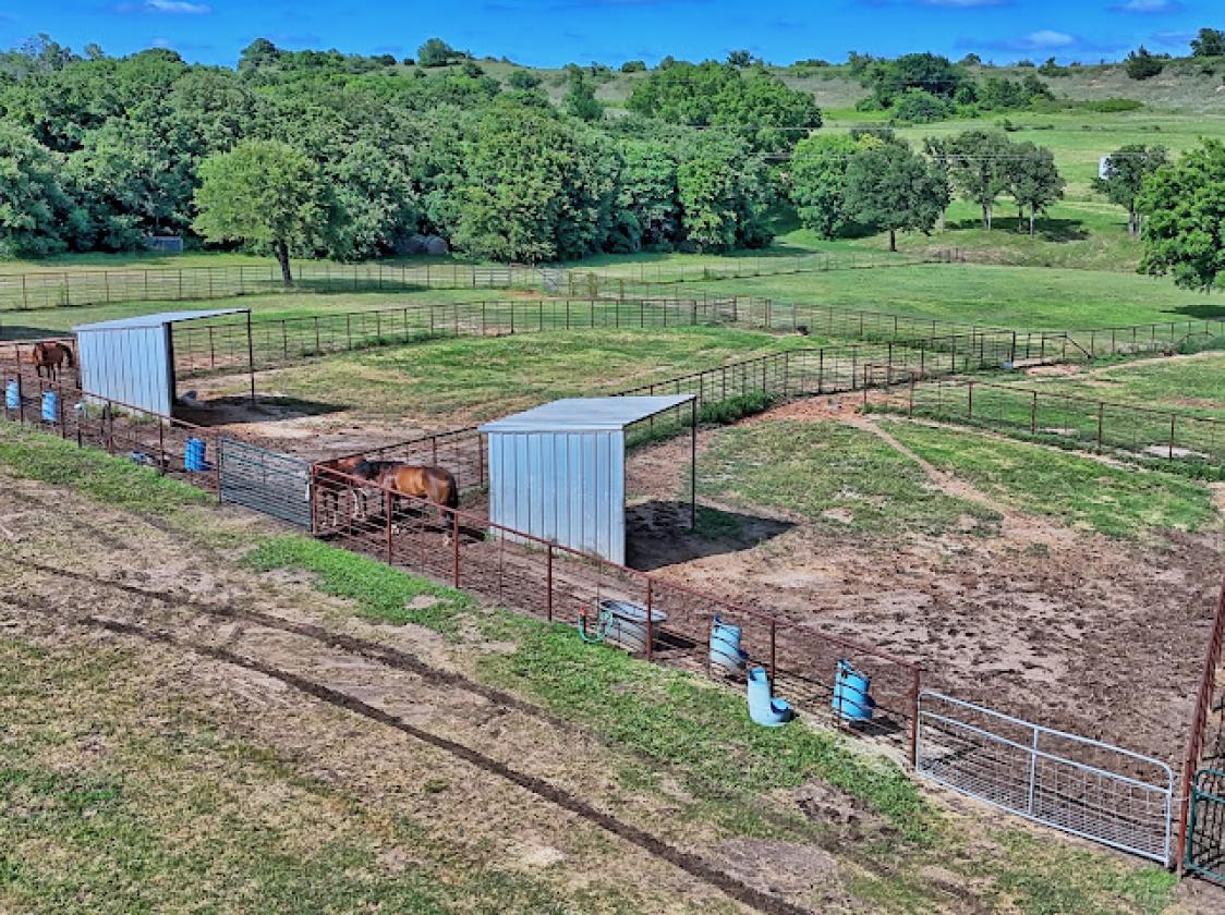 Horse Property in the North Texas Countryside - photo 5