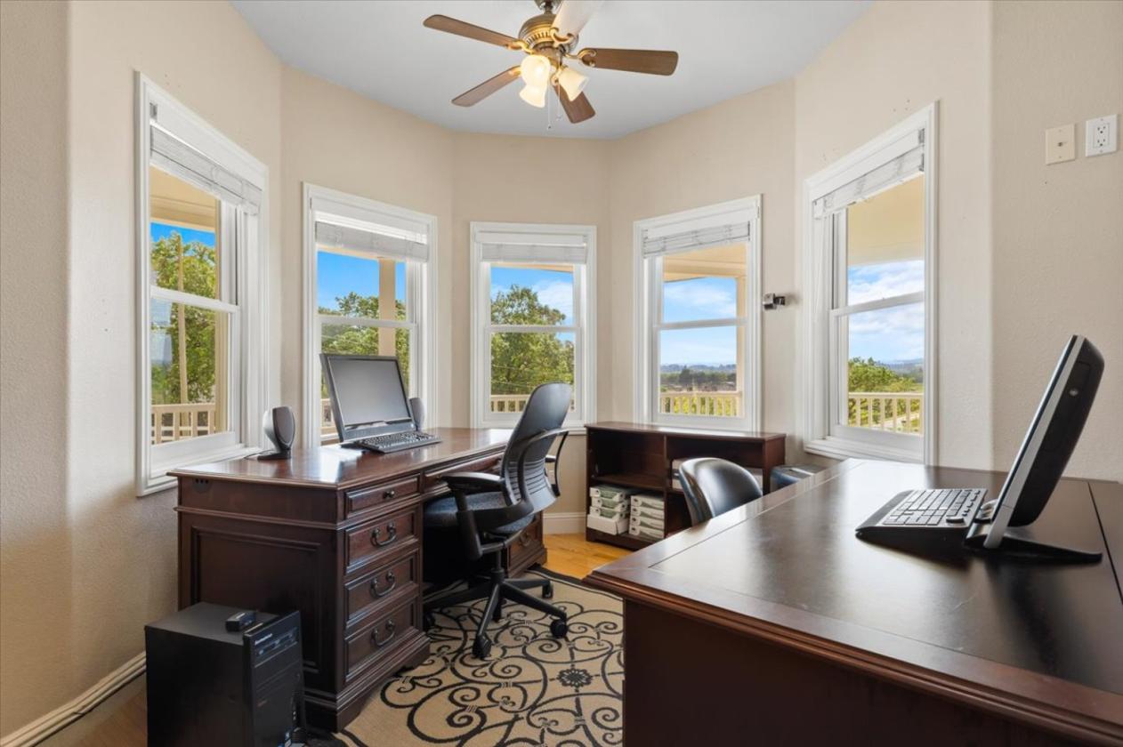 Modern Victorian Inspired Farmhouse on 2.74 acres! - photo 14