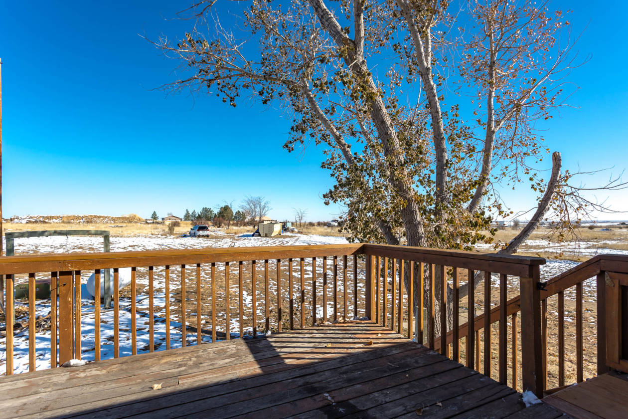 35 Acres Brighton, CO. Mountain view. Multi generational home 6