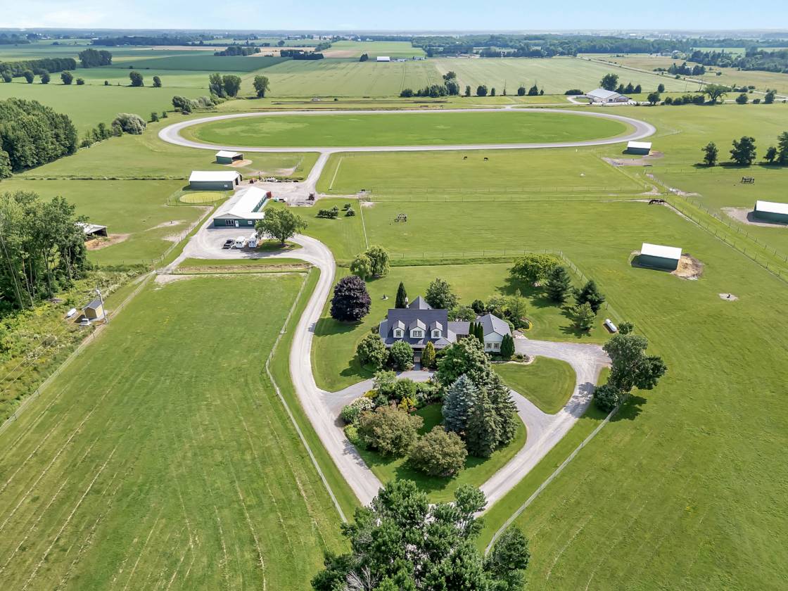 Horse Property for sale.