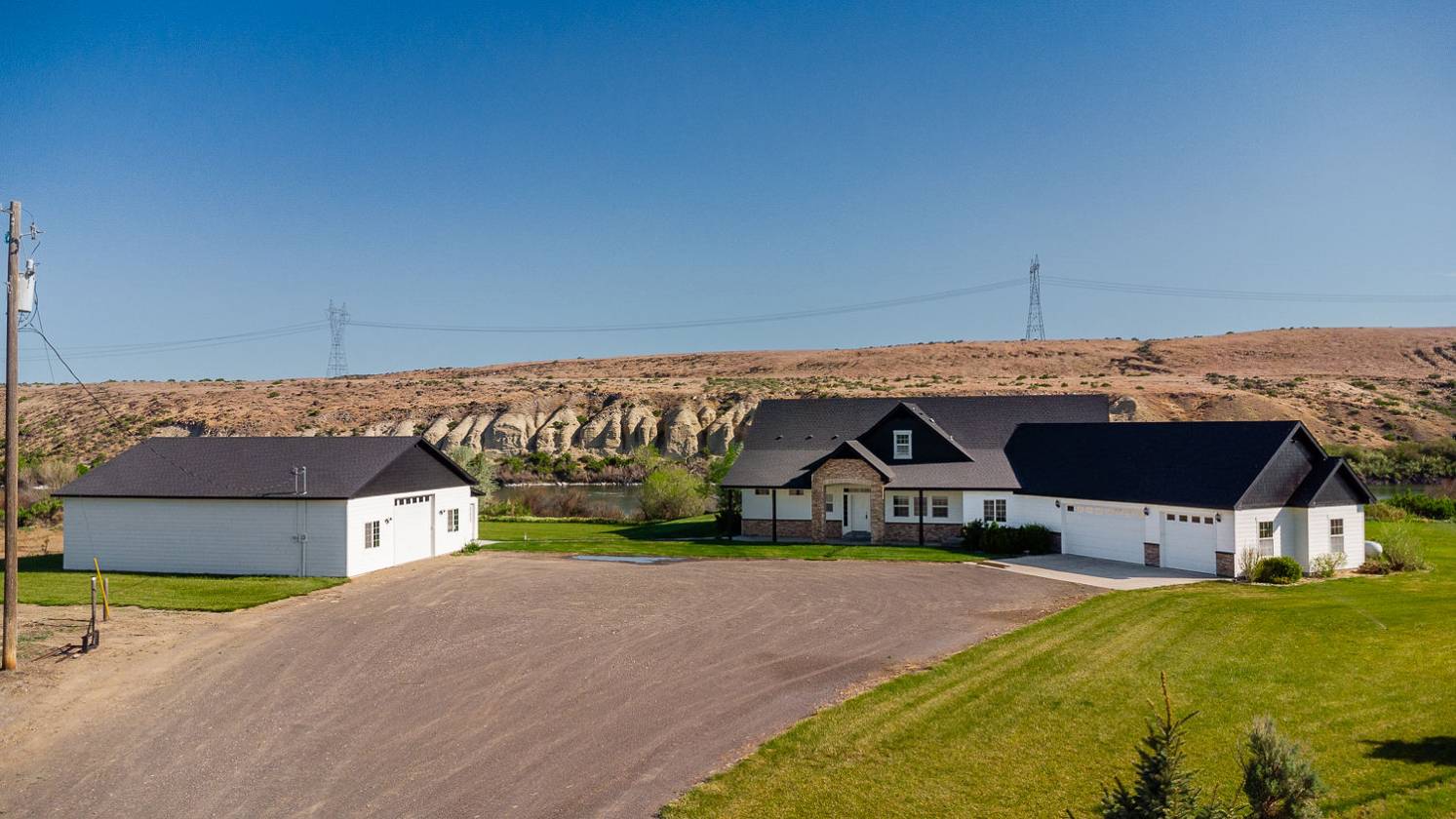 Horse Property for sale.