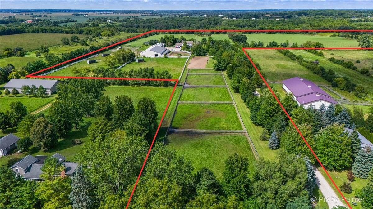 Horse Property for sale.