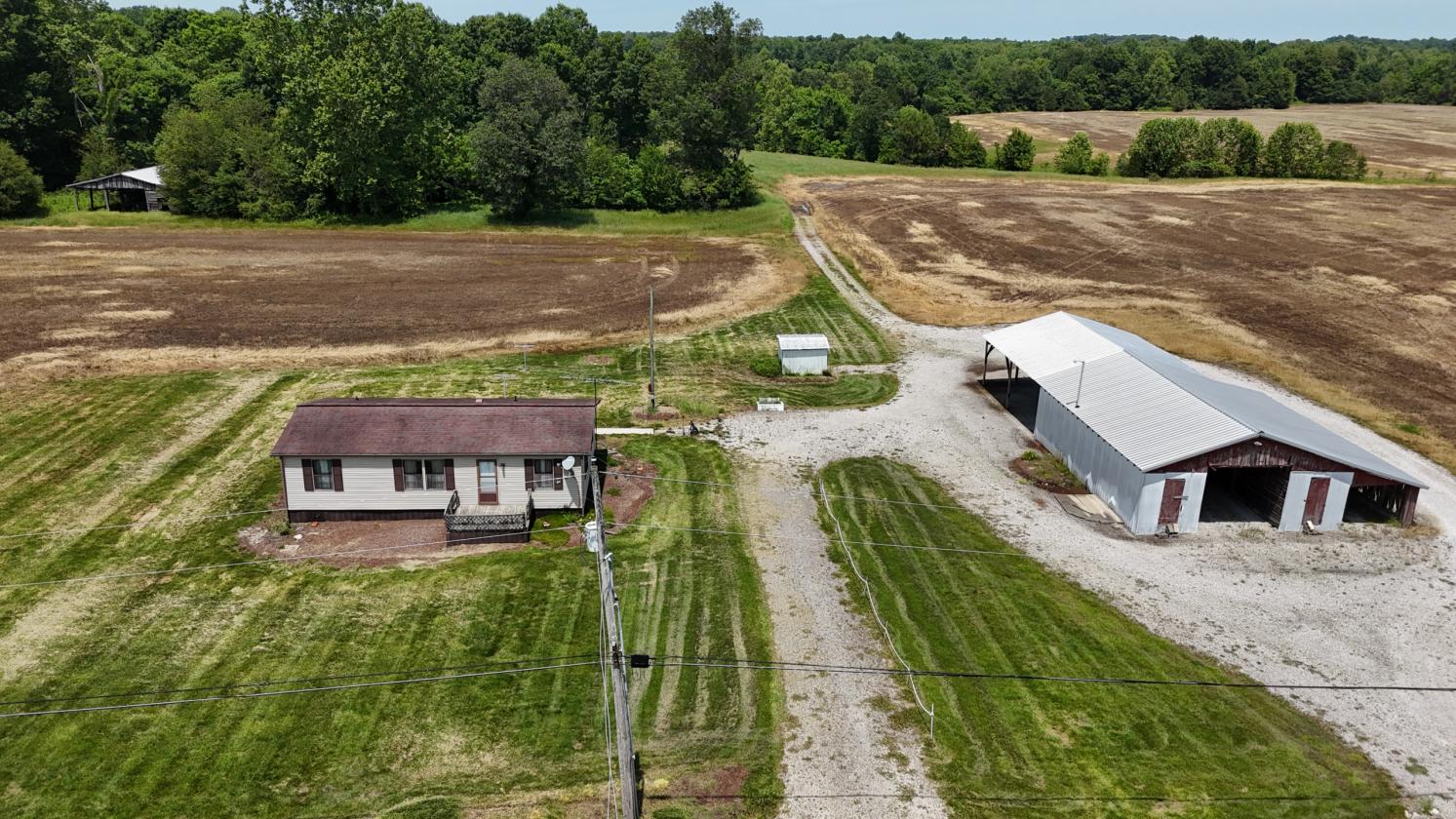 Large Farm Property With Water And Electric Onsite - photo 14