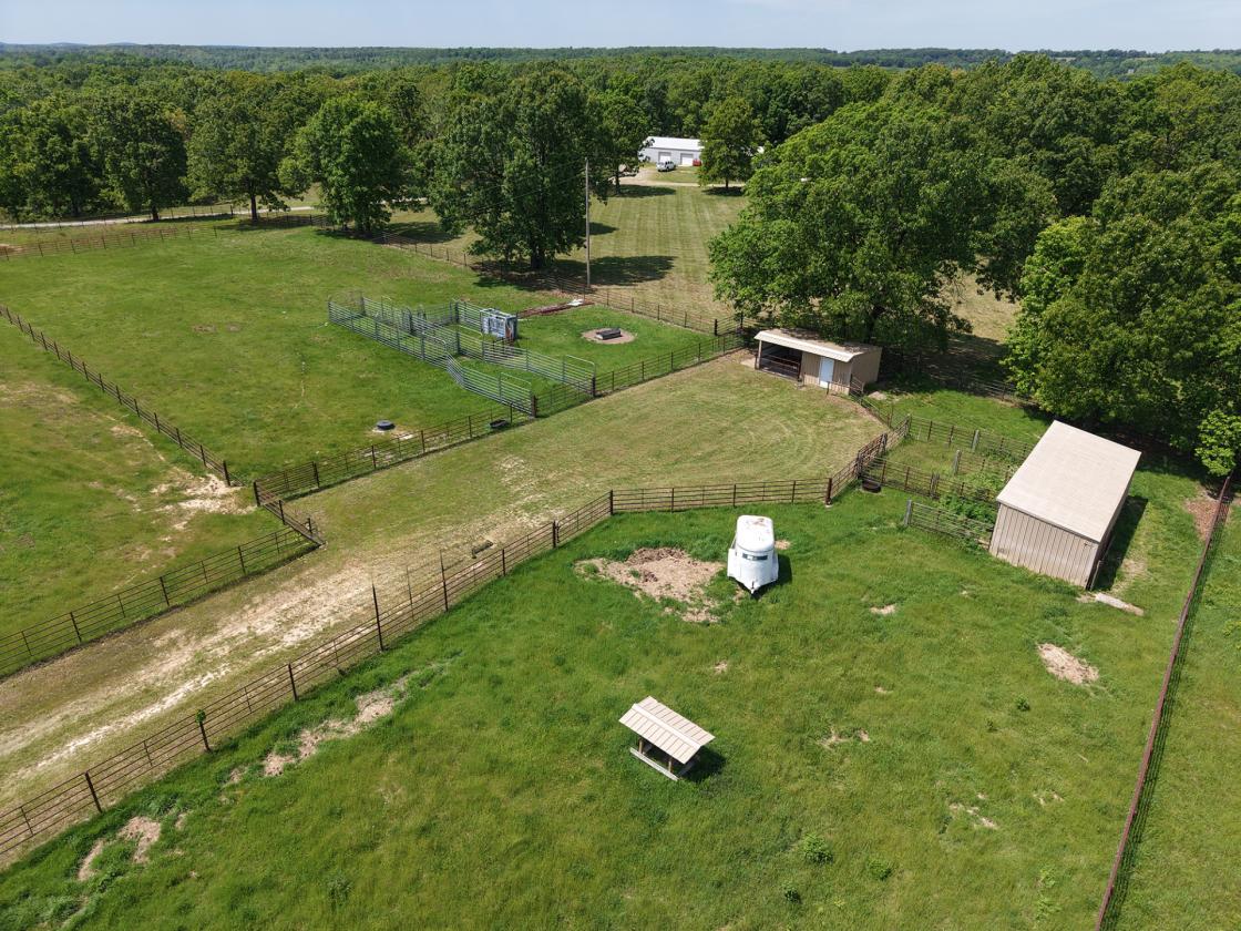 285 ac Ranch with Basement Homes and Live Water - photo 24