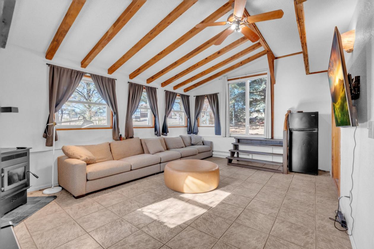 Close-in Equestrian Property! - photo 23