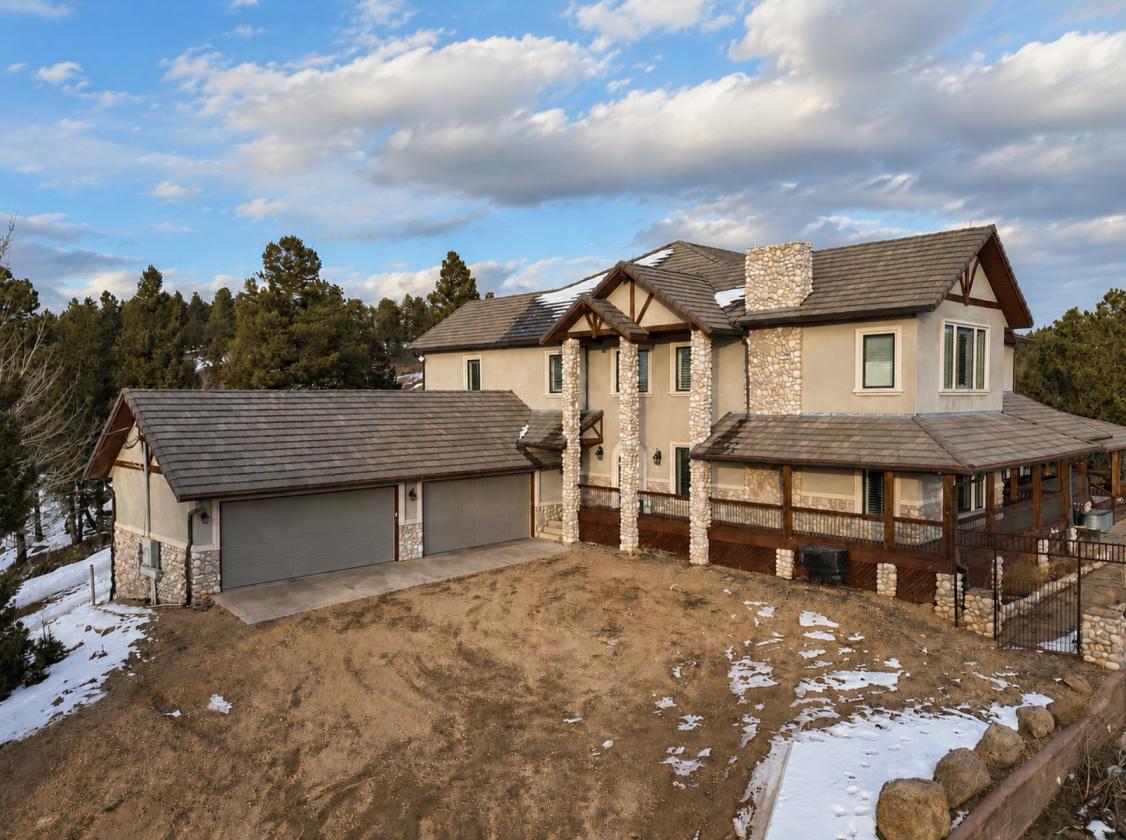 Luxury Equestrian Estate in a Gated Community - photo 2