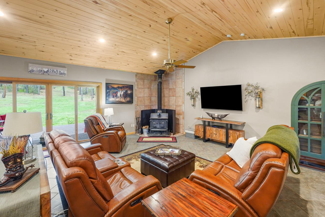 SW Colorado Ranch with 2 Houses and Forest Access - photo 13