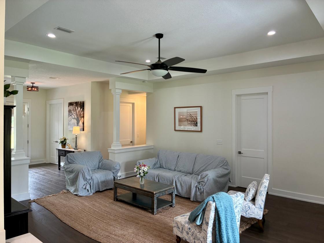 Beautiful Equestrian Estate on 4.88 Acres - photo 20
