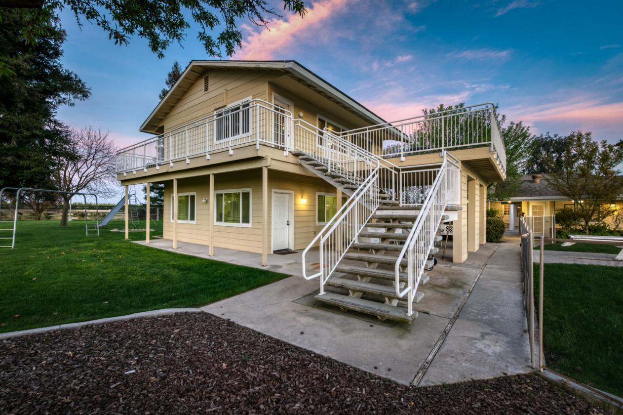 Extraordinary legacy estate in the Central Valley - photo 23