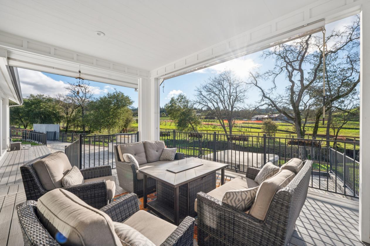 Wine Country Compound with Equestrian Facilities - photo 17