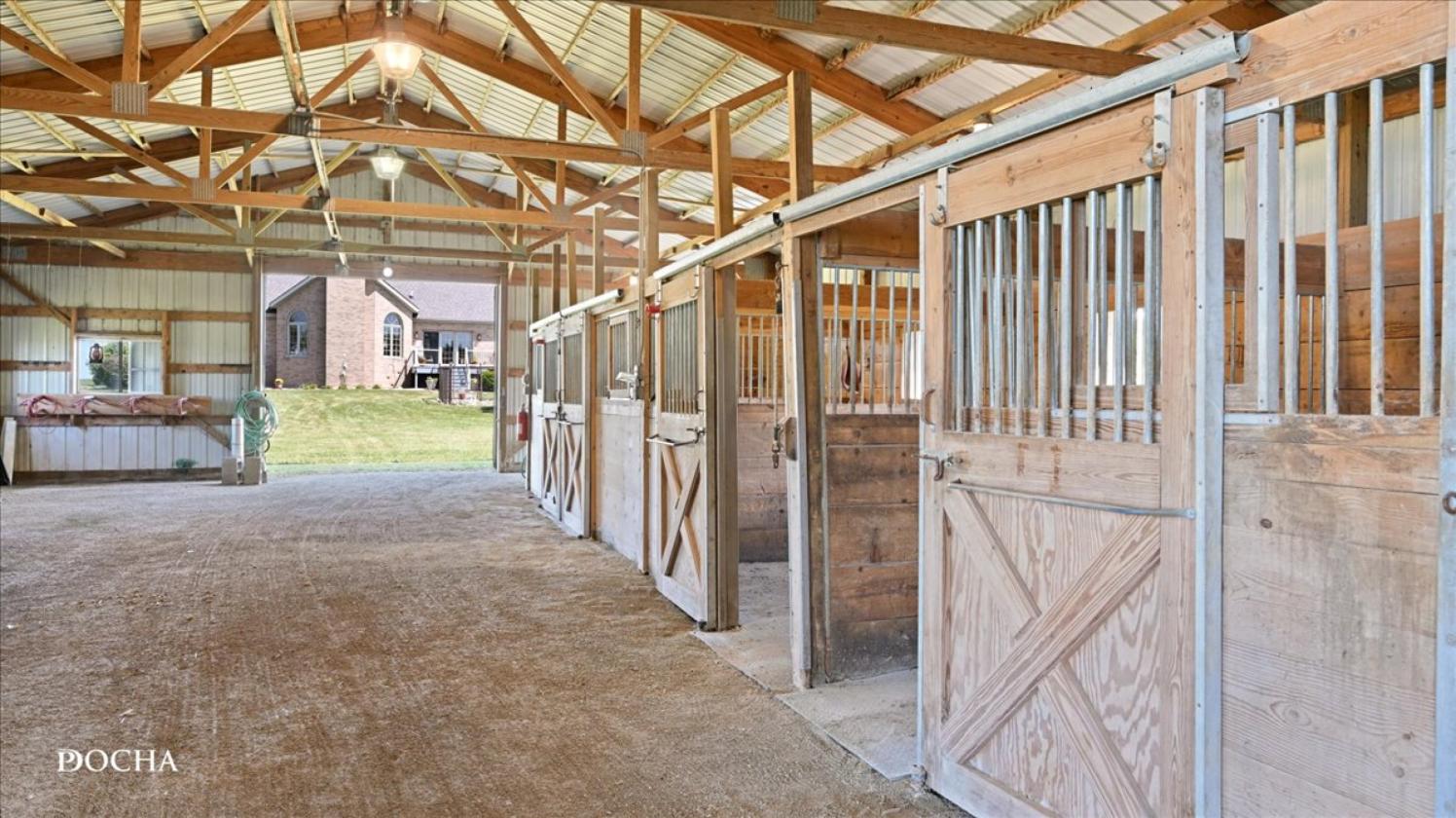 10 Acre Equestrian Estate! - photo 24