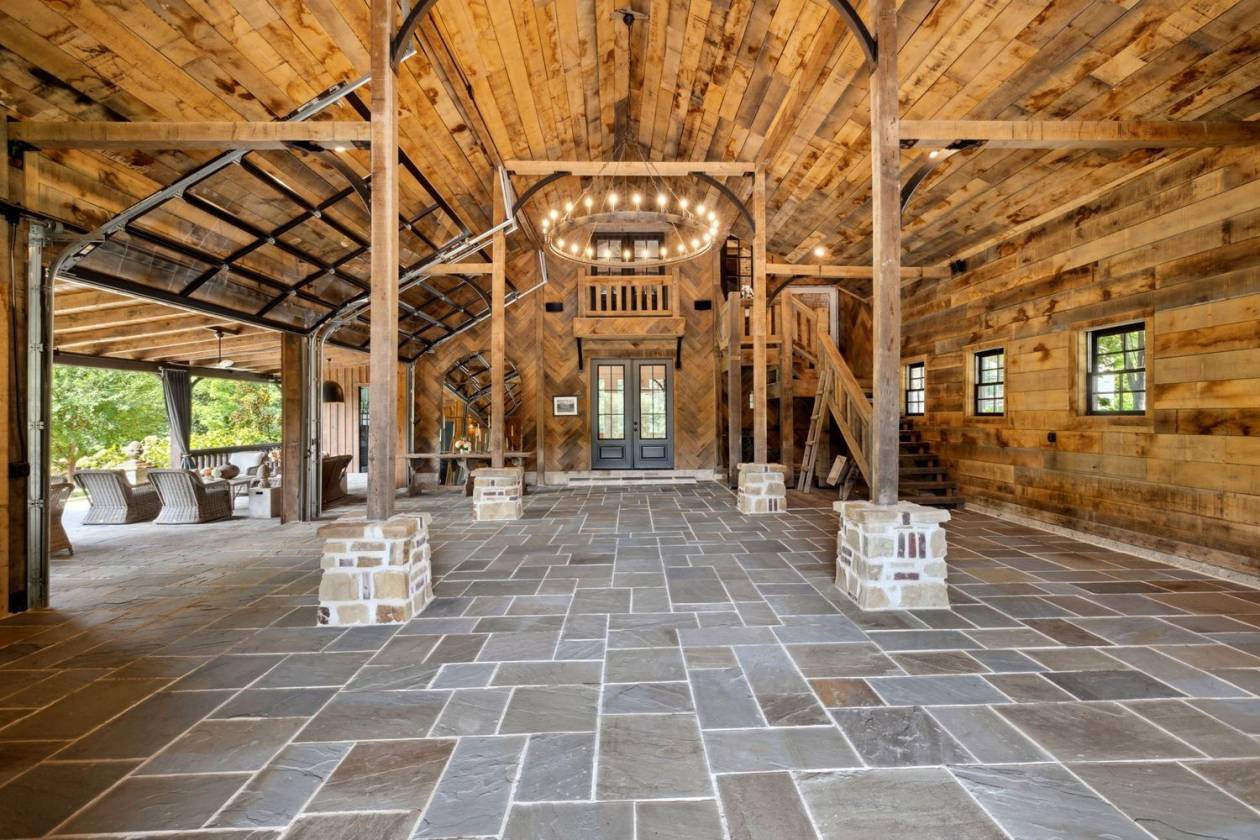 Cortina Farms: 120-Acre Equestrian & Event Estate - photo 13