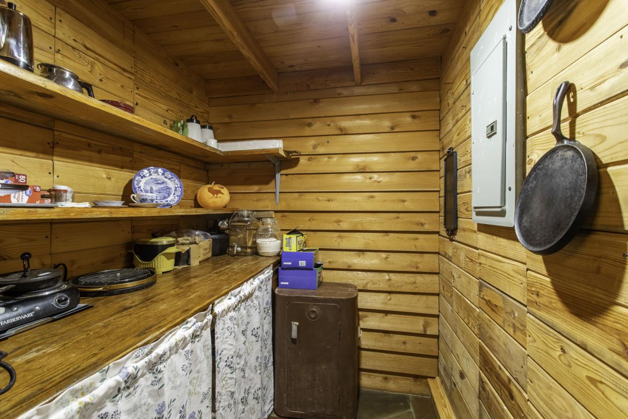 Luxury Timberframe Home with Horse Facilities - photo 21
