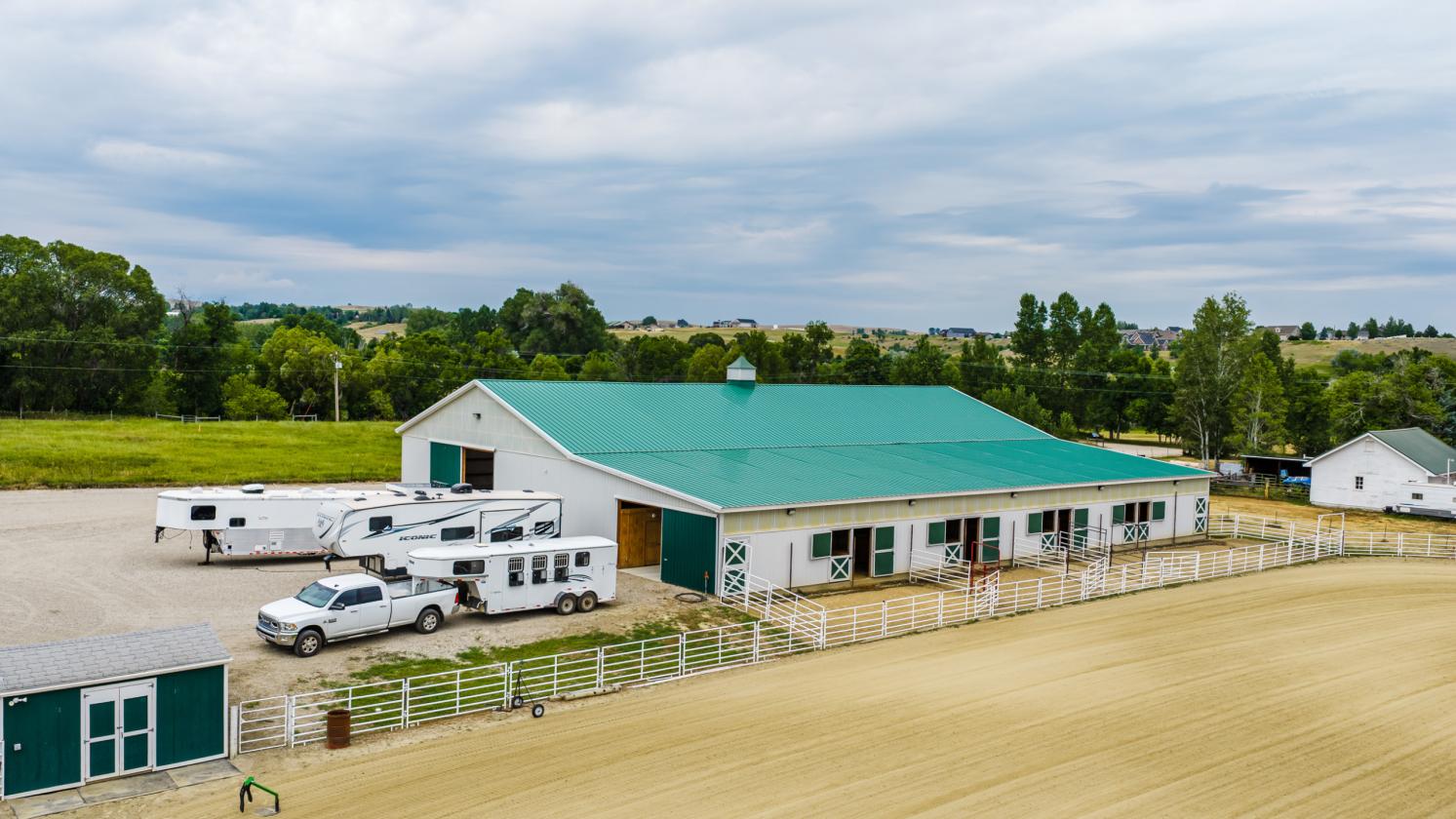 Beautiful horse property with barn & outdoor arena - photo 8