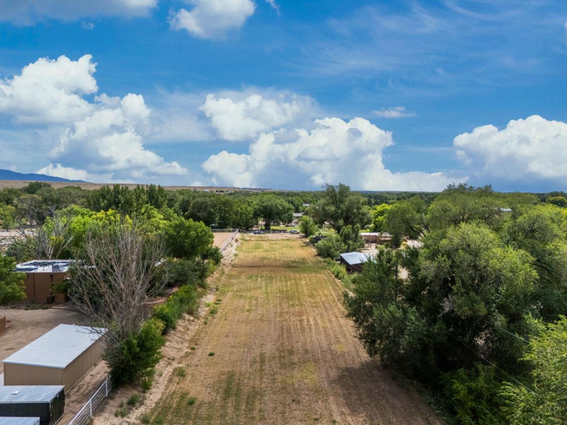 Refined Rural Living with Equestrian Facilities - photo 28