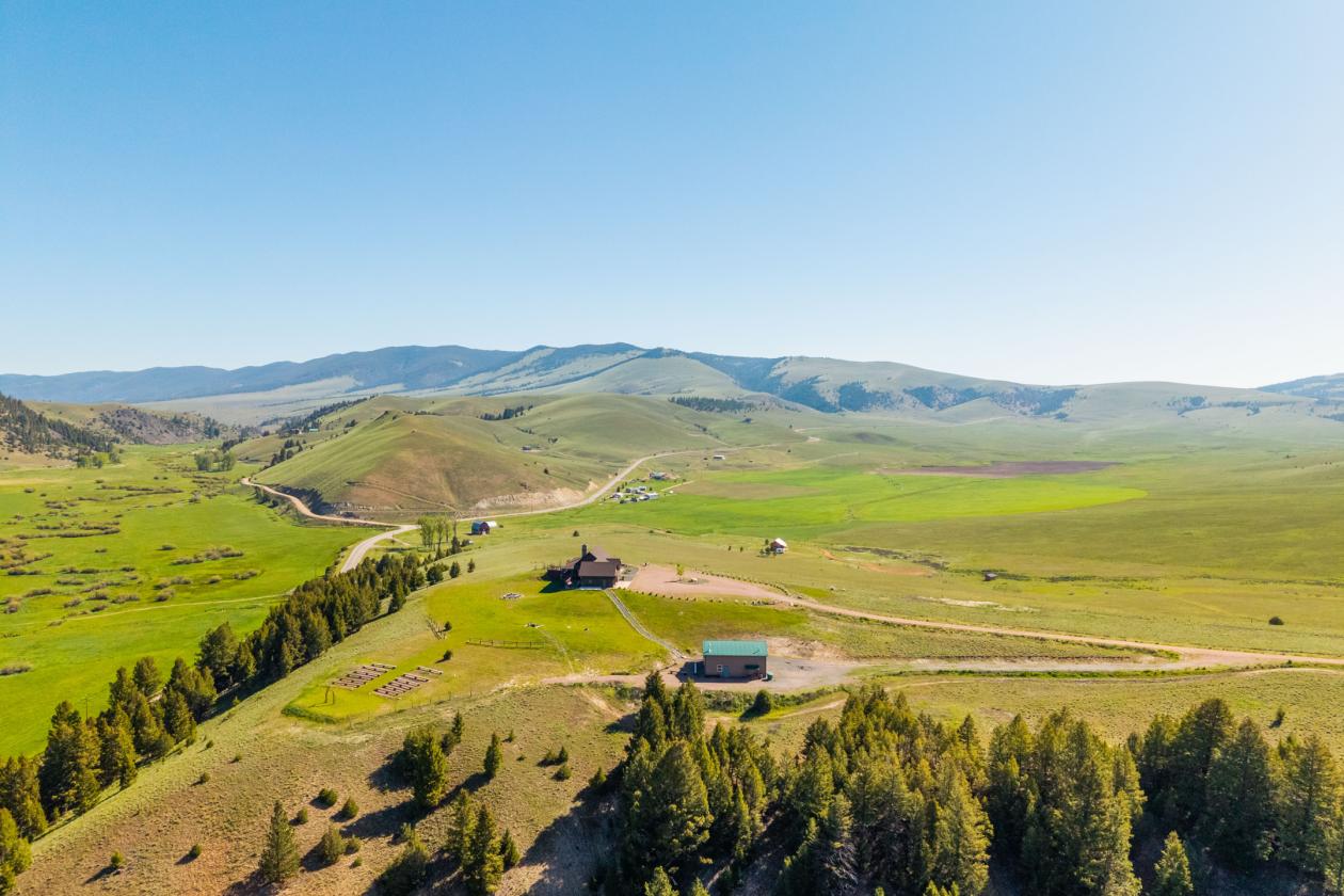Extraordinary 13.27-Acre Mountain Retreat - photo 8