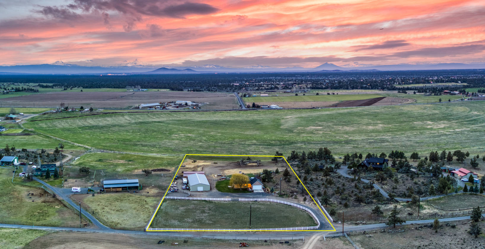 5 Acre Horse Property in Powell Butte, OR with Expansive... Powell
