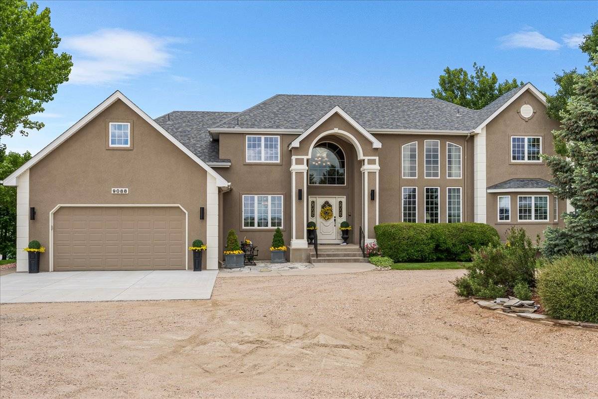 Horse Property for sale.