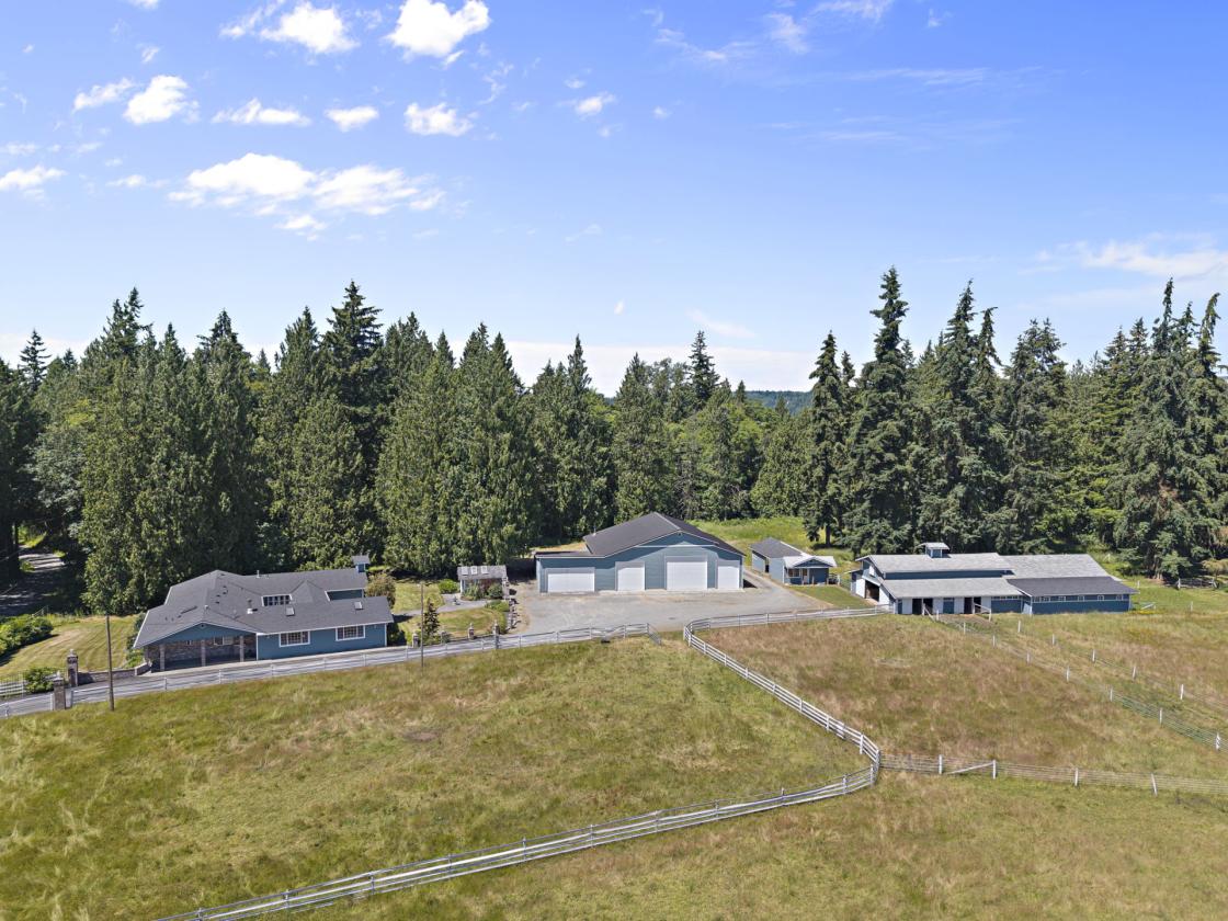 NEW PRICE |Exceptional 5-acre Horse Property - photo 2