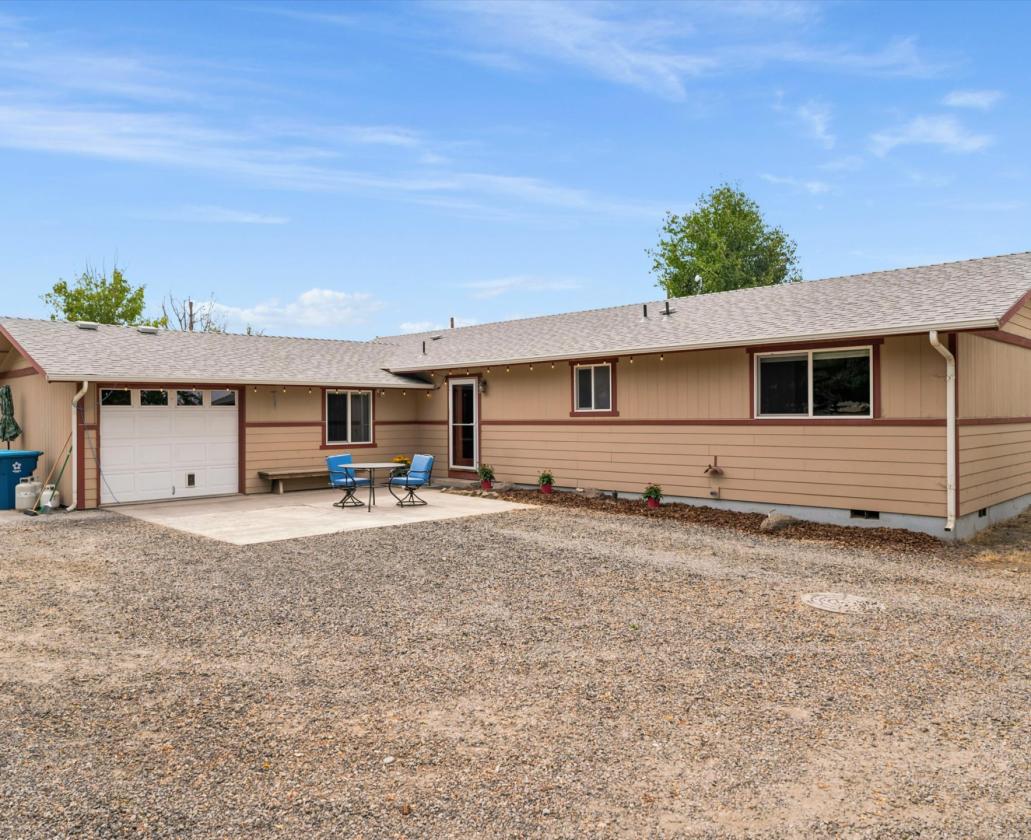 Turnkey Horse Farm and Cozy Home - photo 15