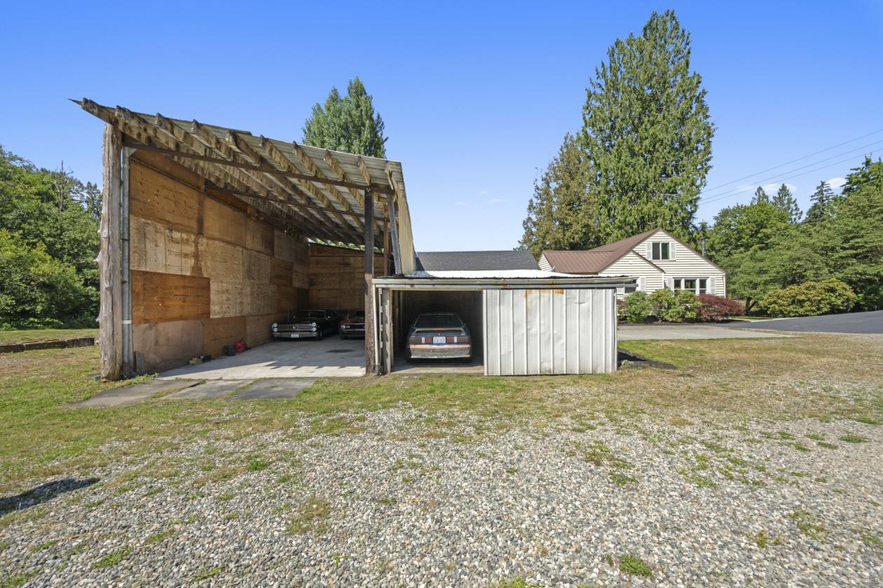 Updated Farmhouse Equestrian Estate - photo 19