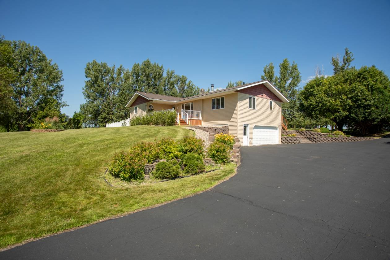 Horse Property for sale.