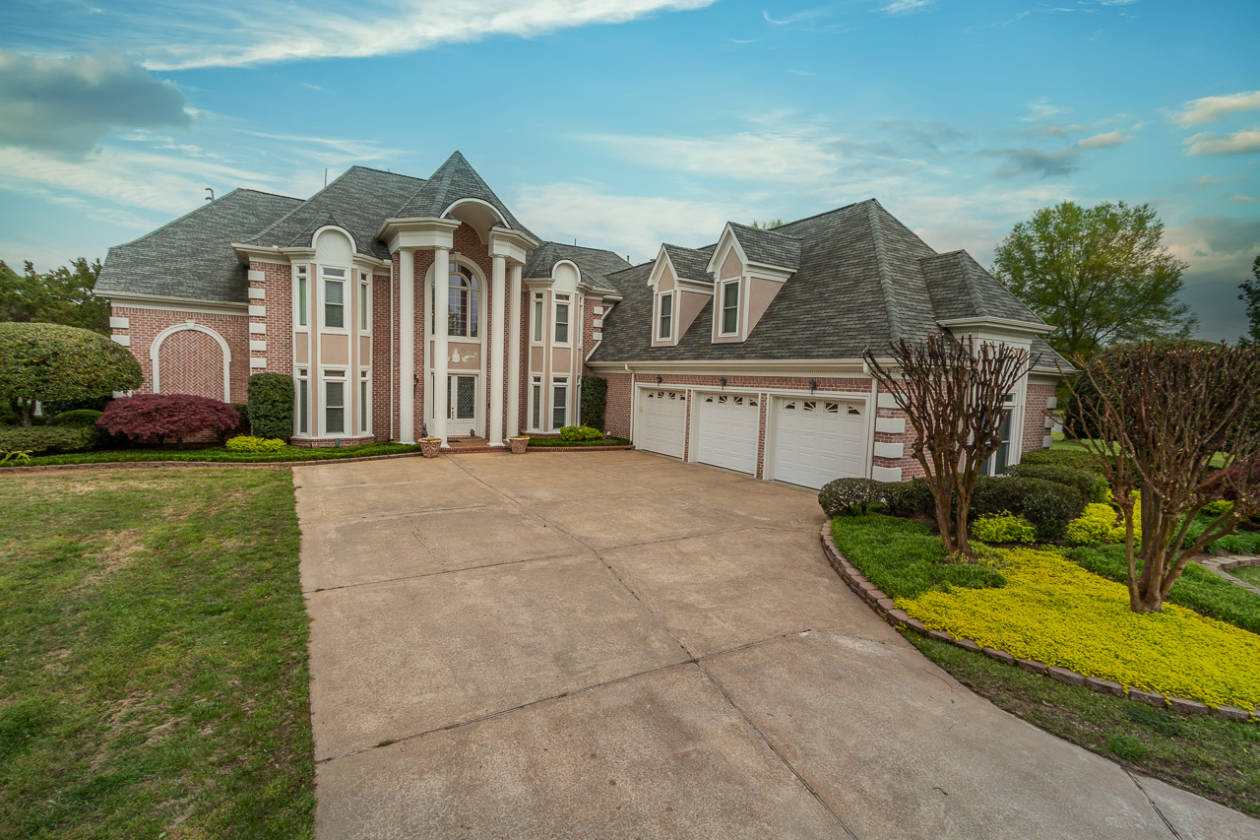 31 Acre Luxury Equestrian Estate Eads, Shelby County, Tennessee