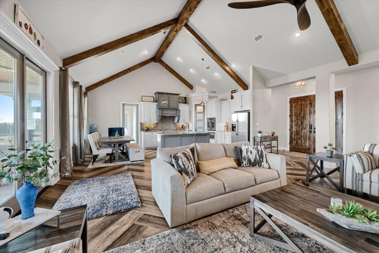 Breathtaking 20+ acre paradise for equestrians - photo 16